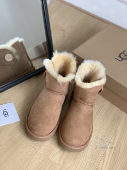 顶级版本 UGG雪地靴每年秋冬必备的单品 鞋面羊皮皮毛一体绒面羊毛 内里全真羊毛 原版大底!Size 1476