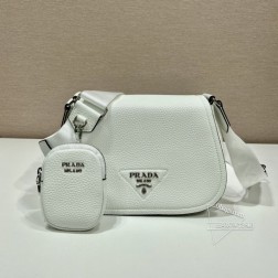 Prada普拉达 1BD293 斜跨包 鹿皮纹牛皮 翻盖调节肩带 A货