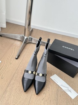 Chanel 24K新款袜子靴!这个袜靴真的一眼好看穿上一整个大长腿款式不会过时的那种!鞋面飞织面料 851