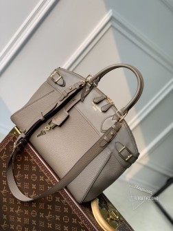 LV M22927 Lock It MM包袋 粒面Taurillon皮革 光滑小牛皮