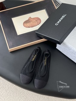 Chanel 25P新款网纱面单鞋春夏主季打款,超爆级款的节奏。出行必单备品,随意搭配么怎穿都好看。 69