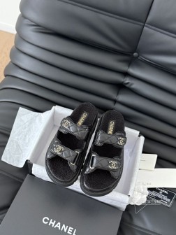 发泡大底版本 Chanel 24新款羊毛魔术贴凉鞋系列秋冬羊毛系列版本高版本 内里全羊毛 Size3 1095