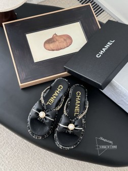 Chanel 25P春夏新款火爆厚底休闲凉鞋非常火爆 非常难买的一款鞋全网最火的厚底凉鞋 可想而知小 66