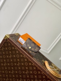 LV M41939 金扣玫红多彩信封零钱包 顶级复刻 轻巧实用