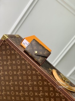 LV M41938 金扣 钱夹 Monogram帆布 玫红色 轻便实用