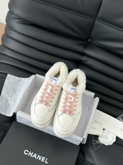 Chanel 24B新款毛毛松糕鞋这款毛拖真的是真太可爱了~柔软蓬松的毛毛,舒服暖脚!增高显腿长!秋 1462