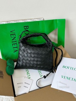 BV mini hop 斜挎包 黑色 迷你版 PU材质