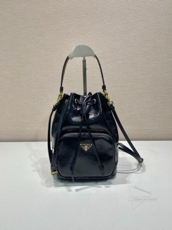 Prada 1BH038 漆油腊皮水桶包 进口牛皮 顶级五金 价格
