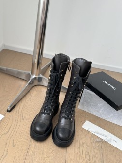 高版本 下单备注 Chanel 24K秋冬新款菱格刺绣机车靴小仙女们备战秋冬啦~顶级品质 鞋面牛皮 1207
