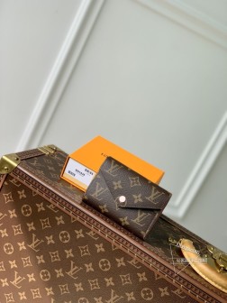 LV M41938 钱夹 Monogram 帆布 粉色柔软设计,实用零钱袋