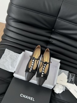 Chanel 24B新款玛丽珍单鞋皮料质感超好,上脚秀气~鞋面麂皮,内里羊皮,原版大底!Size35 766