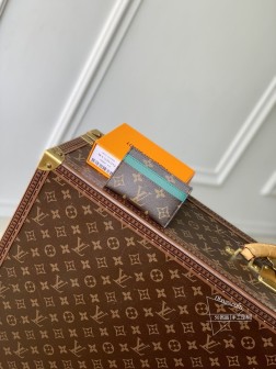 LV M12839 Monogram Macassar 老花绿色卡夹 彩色牛皮