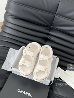 发泡大底版本 Chanel 24新款羊毛魔术贴凉鞋系列秋冬羊毛系列版本高版本 内里全羊毛 Size3 1158