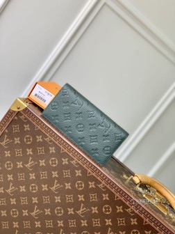 LV M69038 Brazza 钱夹 绿色 Taurillon 皮革 Monogram 图案