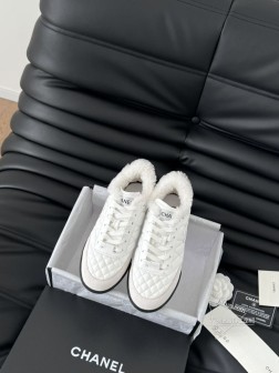 毛里Chanel 24A小香最新菱格棒球鞋运动鞋!鞋面原版小羊皮菱格车线工艺,贵气十足的棒球鞋,脚感 986