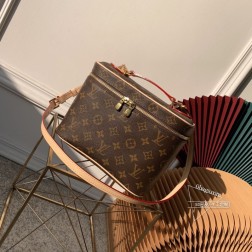 LV Nine BB 化妆包 M42265 顶级A货 皮质 批次优雅随身