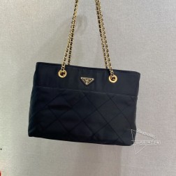 Prada 1BD626 Vintage 中古链条菱格流浪包 纯手工尼龙 价格