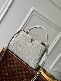 LV M48865 Capucines BB手袋 小牛皮 金属饰件 Capucines搭盖设计 价格