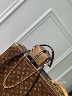 LV M47124 Dice手袋,Monogram帆布,小巧实用设计