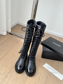Chanel 24B秋冬新款靴!这双最新款的靴子太好看啦 最上面筒靴旁边的小logo给整体增加了小细 806