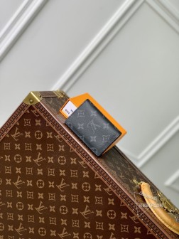 LV M61696 黑花帆布袋装钱包 男性收纳卡片 8x11cm