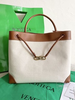 BV andiamo 帆布拼牛皮大号包  对版做旧8字扣五金