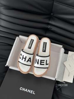 Chanel 25K新款字母拖鞋羊皮鞋面 内里羊皮 原版大底Size35-39 其他码数定做 133