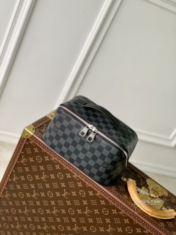 LV M11750 黑格盥洗袋 2 Compartments Monogram涂层帆布高仿