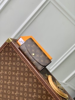 LV M60697 钱夹 金扣 紫红 Monogram 帆布 柔软 内衬鲜艳