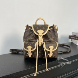 Louis Vuitton 46932 EXCURSION 双肩包，高仿，链条肩背，21×10×23cm