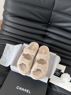 发泡大底版本 Chanel 24新款羊毛魔术贴凉鞋系列秋冬羊毛系列版本高版本 内里全羊毛 Size3 1329