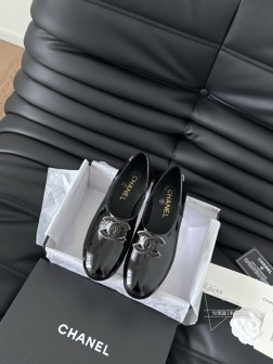 Chanel 25C新款乐福鞋矮子乐!代购品质,要高货的闭眼入。鞋面牛漆皮 内里羊皮 真皮大底Siz 841