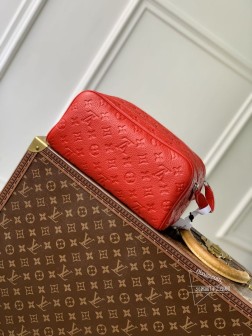 LV M12863 Dopp Kit 盥洗袋, 粒面Taurillon皮革, 压花真皮
