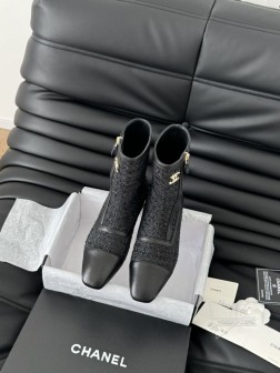 Chanel 24B秋冬新款短靴这双最新款的靴子太好看啦 最上面筒靴旁边的小logo给整体增加了小细 877