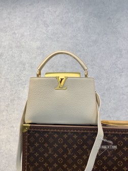LV M59883 Capucines中号手袋 奶白色 全粒面Taurillon皮革