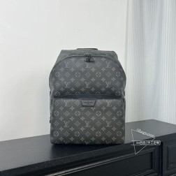 LV 45218 经典背包 Discovery 男女款,轻便柔软,百搭设计