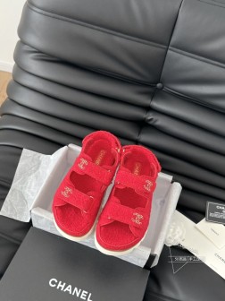 发泡大底版本 Chanel 24新款羊毛魔术贴凉鞋系列秋冬羊毛系列版本高版本 内里全羊毛 Size3 1153