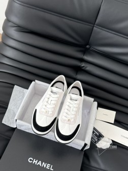Chanel 24K新款运动休闲鞋百搭小白鞋 款式搭配不会出错撞色搭配活力满满啊 侧面注塑logo 1216