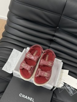 发泡大底版本 Chanel 24新款羊毛魔术贴凉鞋系列秋冬羊毛系列版本高版本 内里全羊毛 Size3 1176