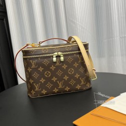 LV 42265 化妆包 大号 经典款 百年不过时 宽肩带