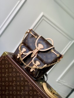 LV M46932 Excursion 小号背包 Monogram 帆布皮革 饰边