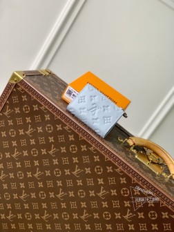 LV M83587粉色Monogram皮革银扣压花手袋 65cm