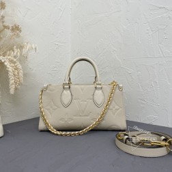 LV 23640 横版托特 全皮质感链条腋下包 尺寸25×13×1