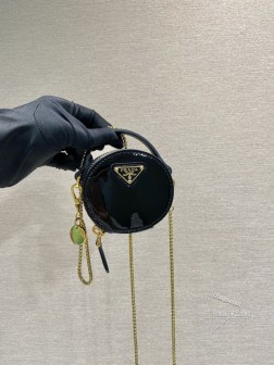 Prada普拉达 1NR023 漆皮圆形迷你小包 牛皮材质 价格