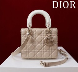 DIOR Lady戴妃四格 珐琅扣拼色羊皮 内里：羊绒+皮Size 20168cm