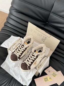 GGDB 小脏鞋新色出货啦!新款来袭 个性涂鸦,好看又百搭,细节拉满~今年最新版面 官网专柜限定款 788