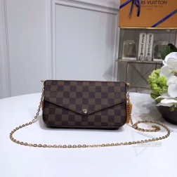 LV M62032 Pochette Felicie 手袋,优雅小巧,两个脱卸口袋