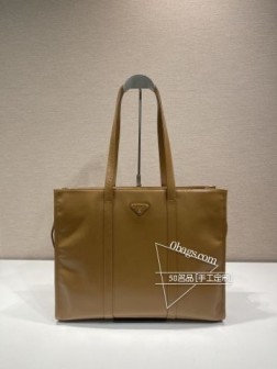 Prada普拉达 1BG460 油腊托特包 进口油腊皮 大容量 价格