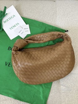 BV Jodie 打结包 Small 棕色 头层牛皮 中号