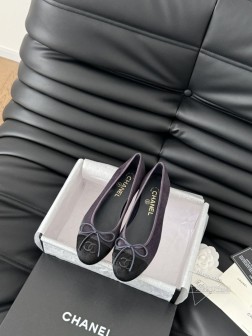 马毛 Chanel 新色芭蕾舞鞋原版11复刻 经典中的经典 无论搭配裤装还是裙装都是完美 小圆头的 998